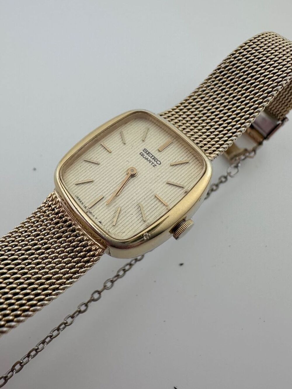 Vintage Seiko Women’s Quartz Watch Gold Tone Mesh Bracelet 19.5mm, 1980s